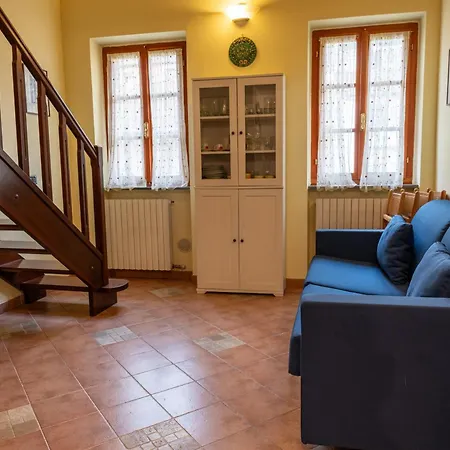 Cozy With Loft Appartement *